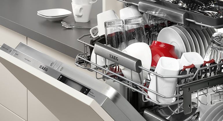 علت روشن نشدن ماشین ظرفشویی آاگ + تعمیر تخصصی AEG